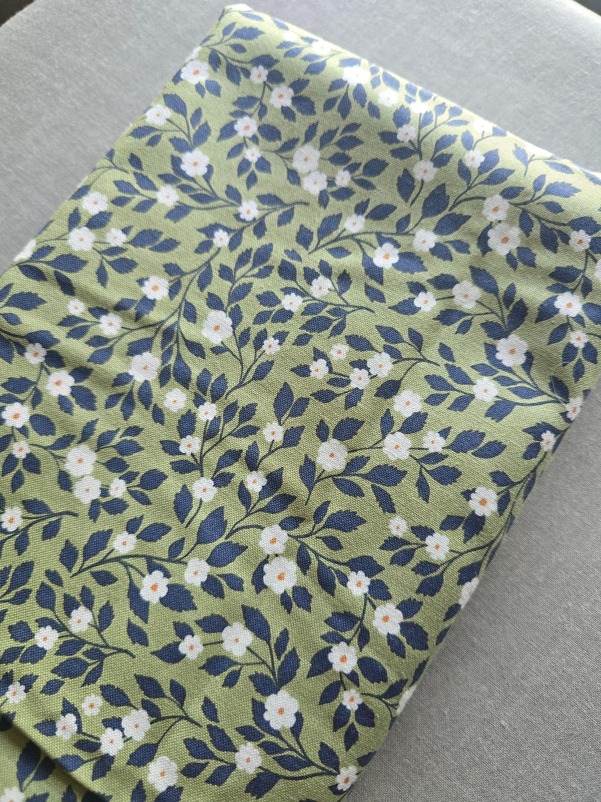 Whole Cloth Baby Quilt Kit- Green Vine