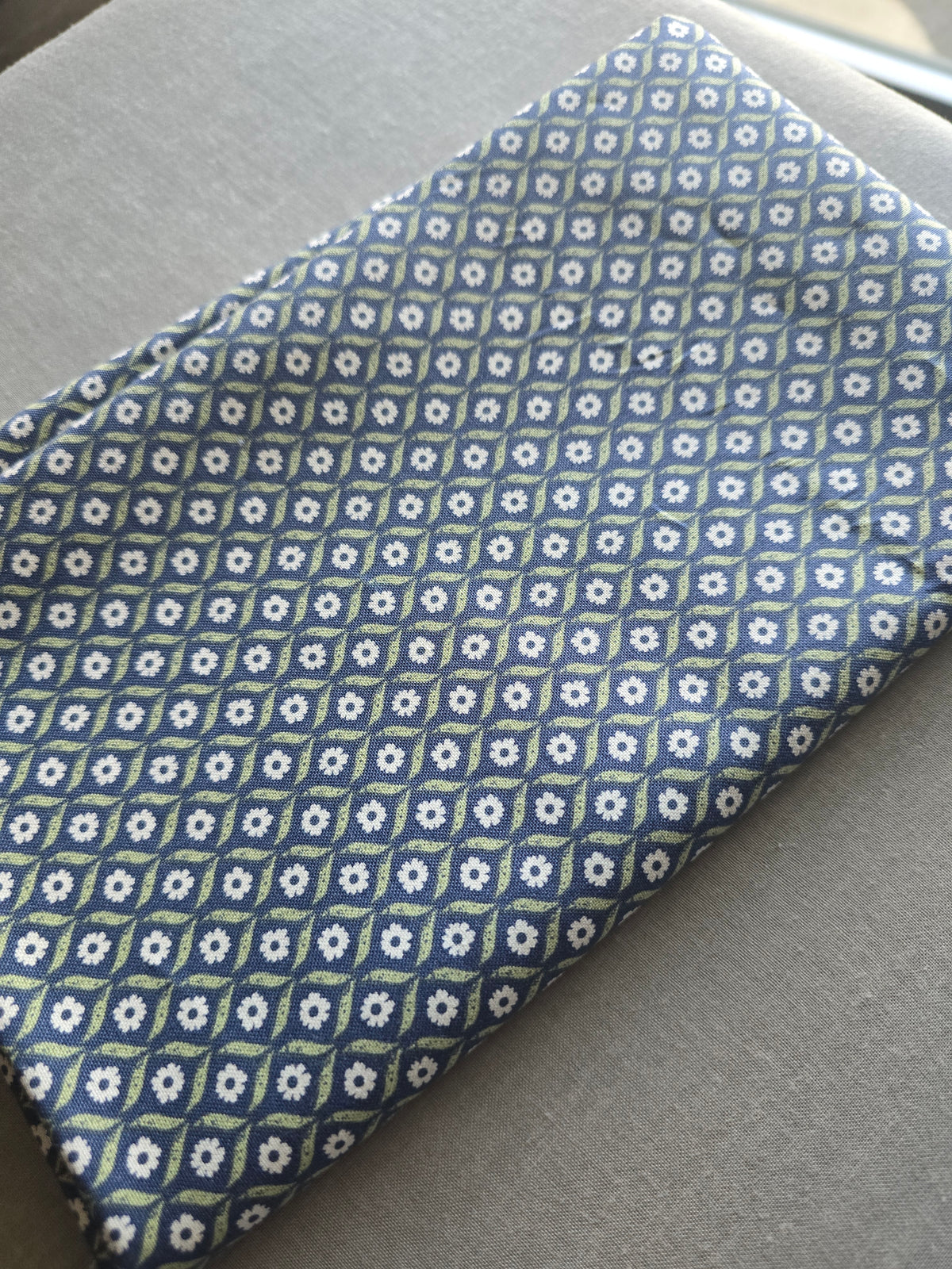 Whole Cloth Baby Quilt Kit- Navy Trellis