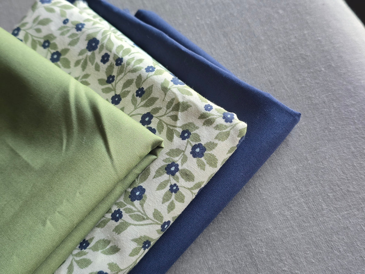 Whole Cloth Baby Quilt Kit- Cream Bluebell